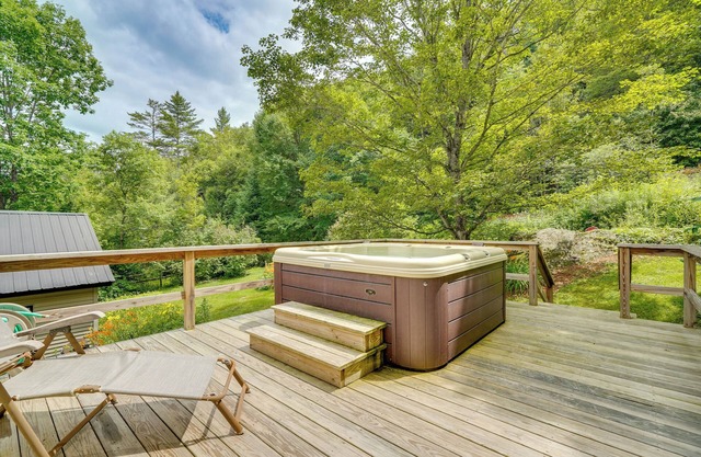 Londonderry Retreat ~ 3 Mi to Lowell Lake!