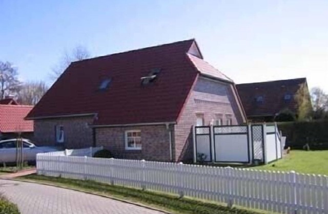 Lone-standing vacation home with a large garden in a peaceful location
