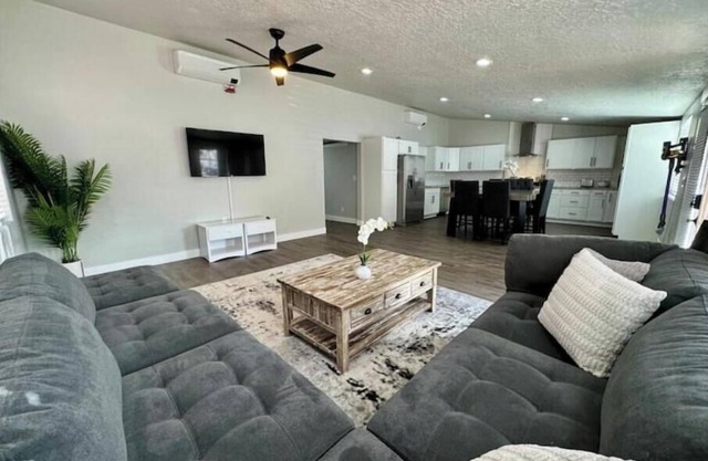 Lonestar Luxury Guesthouse