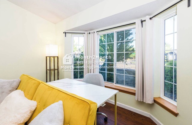 Long Stay Available & High Speed Wi-Fi & WFH & Relocation & Renovation #41769
