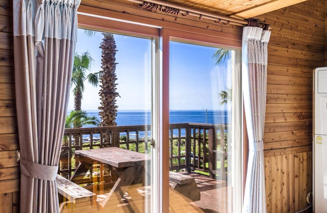 Longbeach Pension
