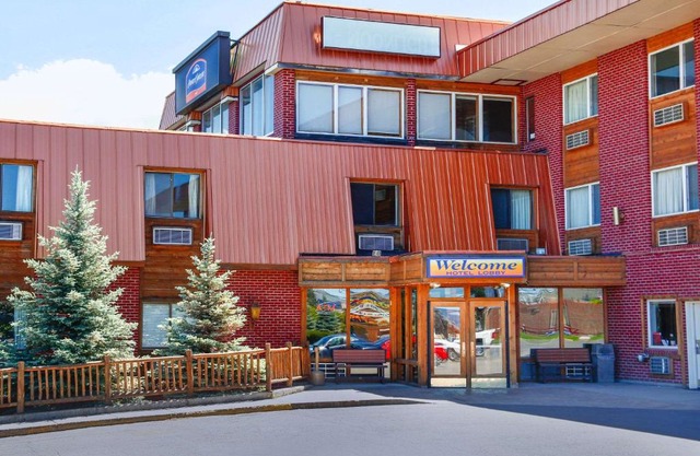 Longhorn Hotel