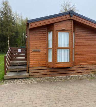 Longstone Lodge