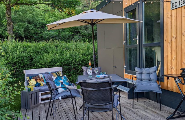 Look forward to an eventful vacation close to nature in the Tiny Haus at the Camping Park Wemding!