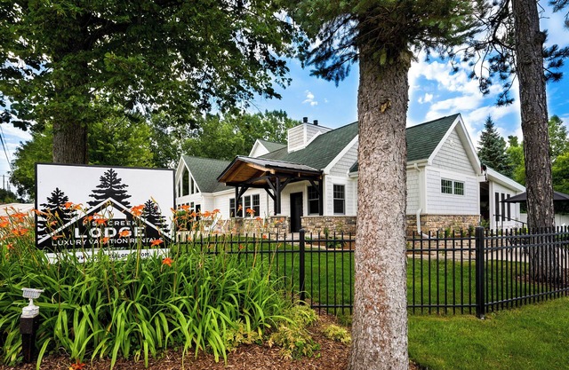 Looking for the perfect place for a family gathering or couples get away?