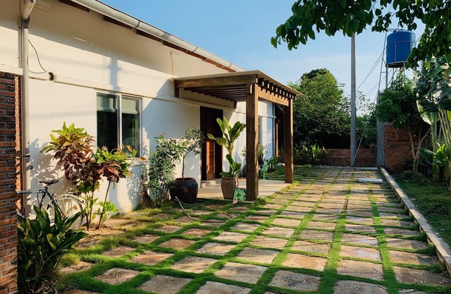 Lotus Home+, Sunrise Villa with Seaview (3BR)