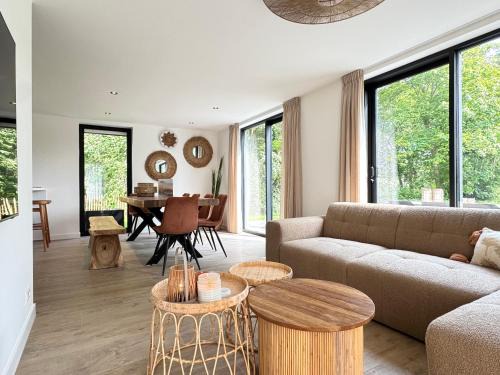 LouLou Beachhouse