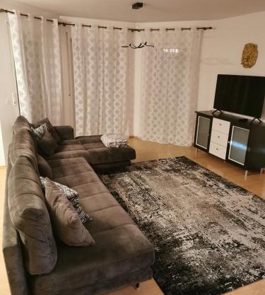 Lounge house