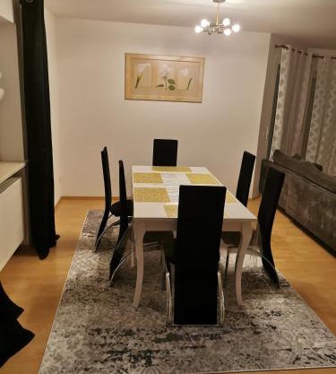 Lounge house
