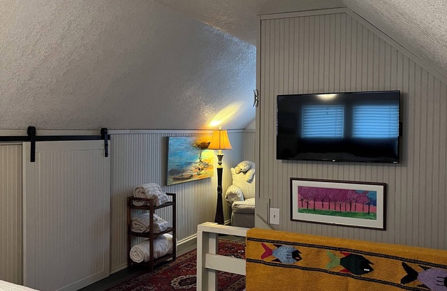 Love Nest on the Neuse in the heart of historic district, river views