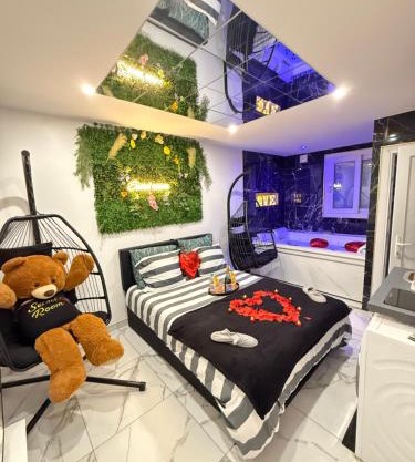 Love room spa