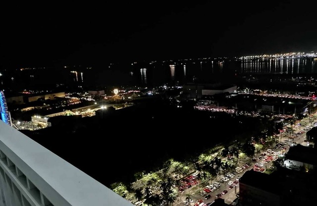 Lovely 1-Bed Apartment in Pasay City