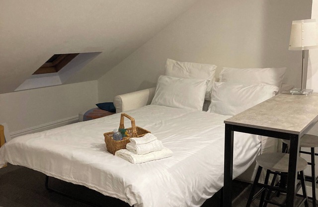 Lovely 1-Bed Studio in Walthamstow London