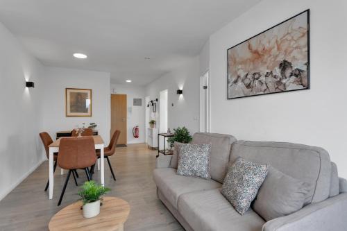 Lovely 1 Bedroom Apartment - Perfect Panorama View