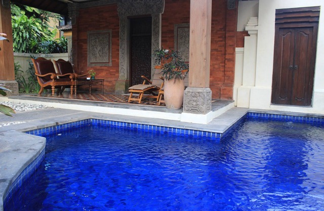 Lovely 1 BR Beachfront Villa in Sanur
