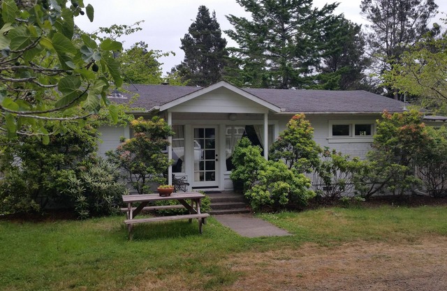 Lovely 1920's Farmhouse - Family And Pet Friendly