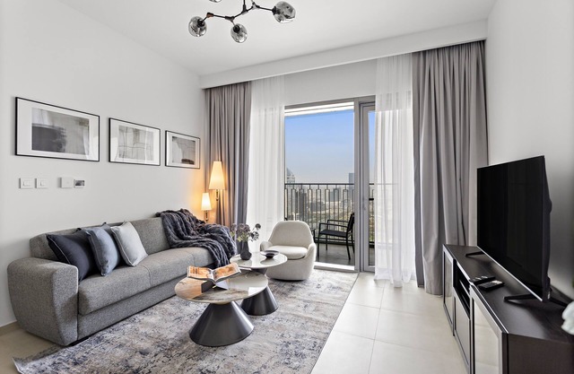 Lovely 1BR APT near Burj Khalifa