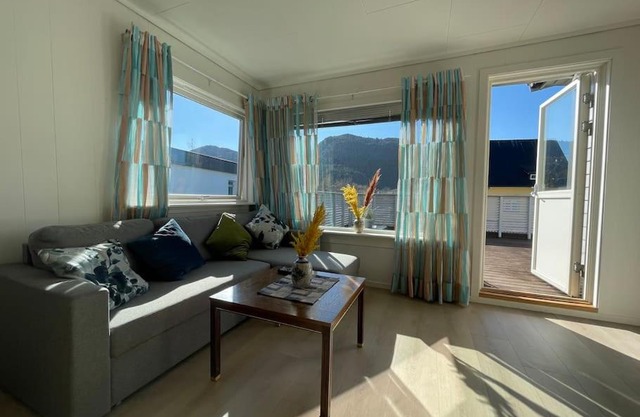 Lovely 2 bedroom apartmen with free parking