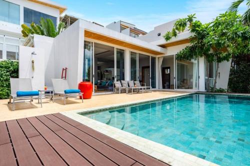 Lovely 2 Bedroom Pool Villa KBR3