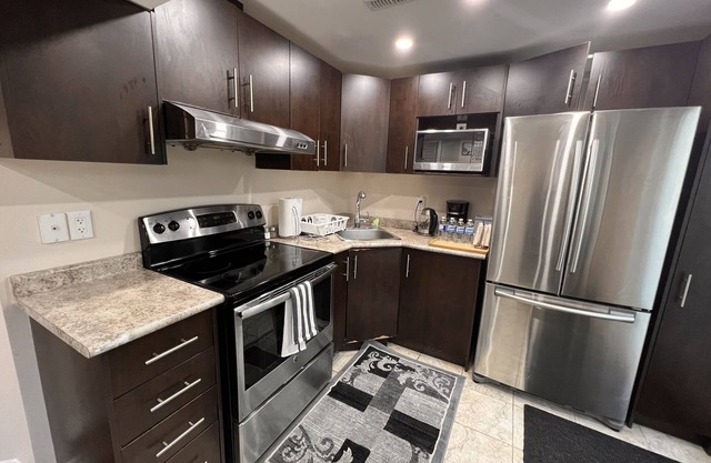 Lovely 2 Bedrooms with Backyard l Basement Apt.