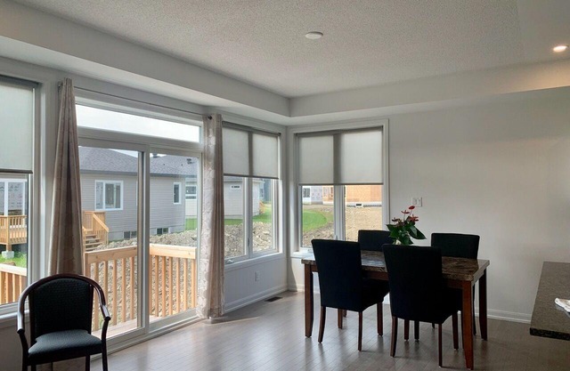Lovely 2 rooms 2 beds, private bathroom free parking in a brand-new single home