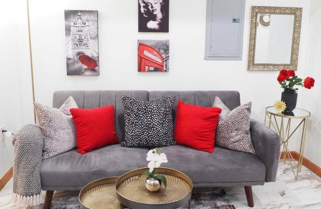 LOVELY 2BEDROOM IN HISTORIC CENTER CITY