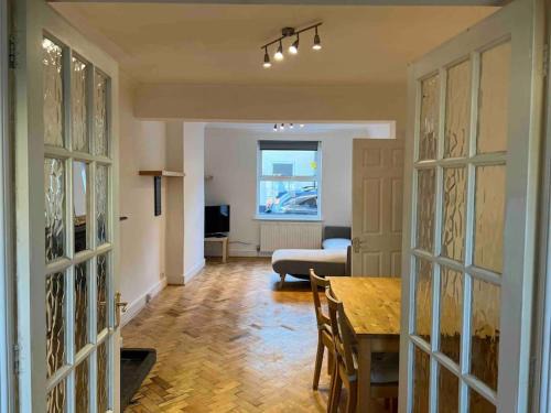 Lovely 3 Bedroom House South Norwood London