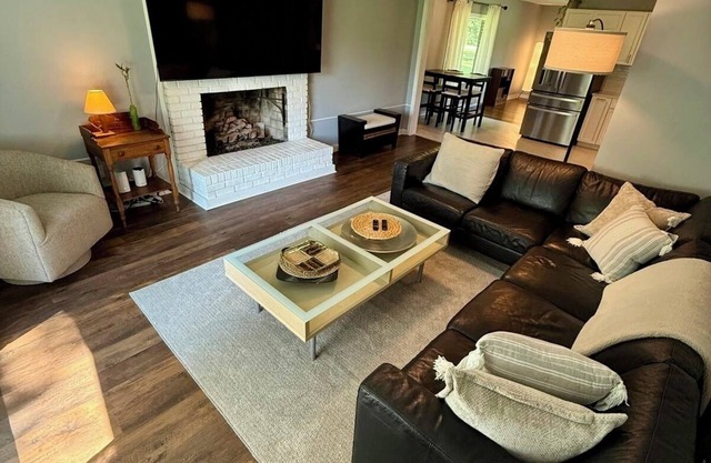 Lovely 3-bedroom house with AC in Athens
