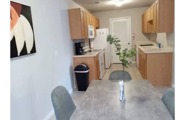 Lovely 3bd + Office- your Perfect HomeStay