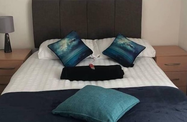 Lovely 4-Bed House in Anfield all en-suite,