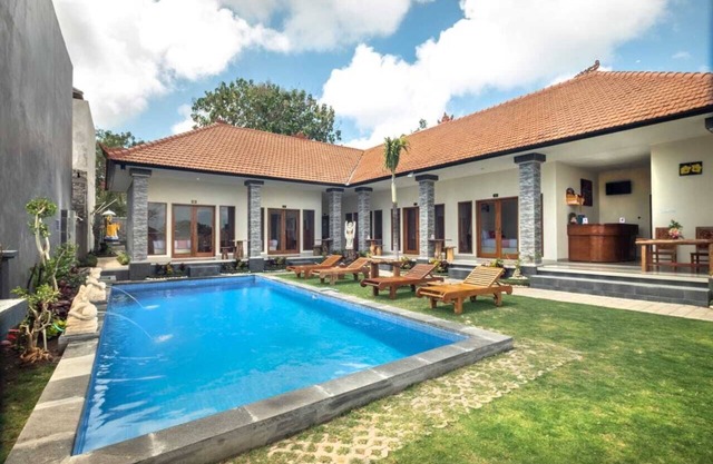 Lovely 6 BR Private at Nusa dua Area