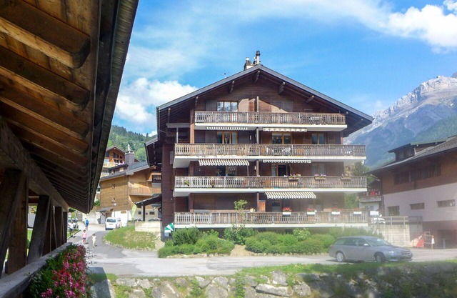 Lovely apartment for 4 people with WIFI, TV, balcony, panoramic view and parking