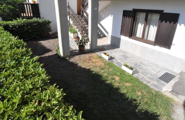 Lovely apartment for 3 guests with TV, pets allowed and parking