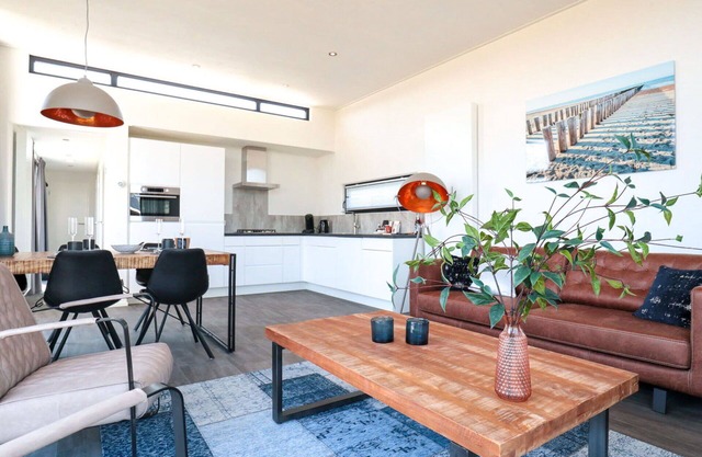 Lovely apartment in villa for 6 people with WIFI, TV, terrace and parking