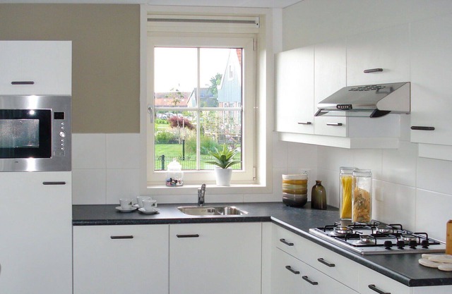 Lovely apartment in villa for 6 people with WIFI, TV, terrace and parking