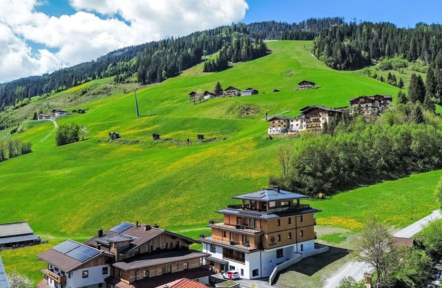 Lovely apartment for 4 people with WIFI, TV, terrace and parking