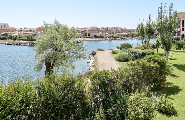 Lovely apartment for 5 guests with pool, TV, terrace and pets allowed