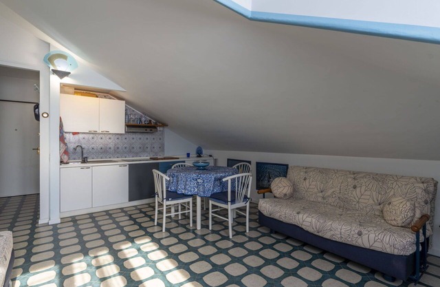 Lovely apartment for 3 guests with A/C, WIFI and parking