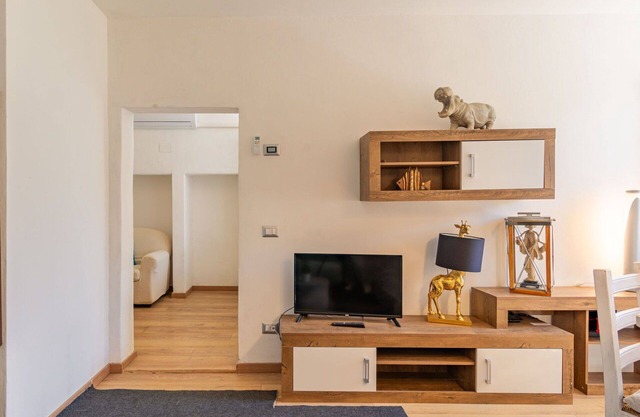 Lovely apartment for 4 people with A/C, WIFI, TV, patio and parking