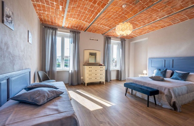Lovely apartment for 4 people with pool, WIFI, TV and balcony