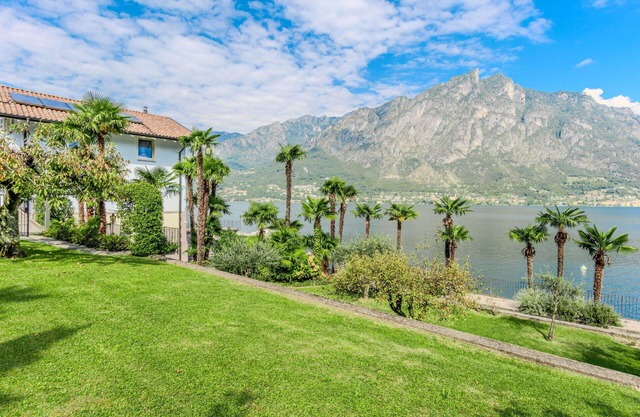 Lovely apartment for 4 people with WIFI, TV, balcony and parking