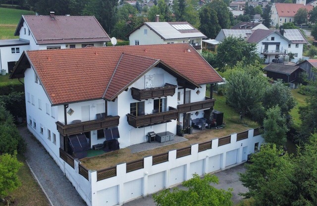 Lovely apartment for 5 guests with WIFI, TV, balcony and parking