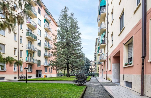 Lovely apartment for 5 people with A/C, WIFI, TV, balcony and parking