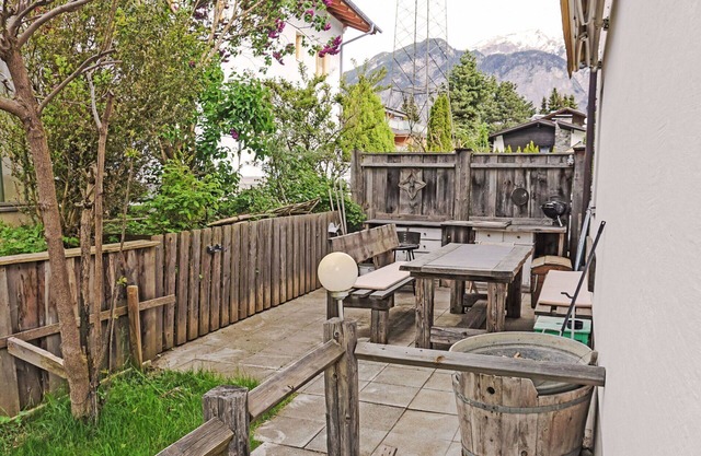 Lovely apartment for 6 people with WIFI, TV, terrace, pets allowed and parking