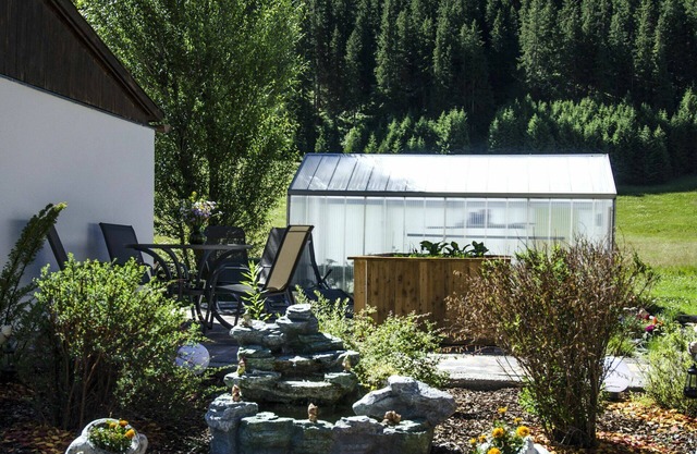 Lovely apartment for 6 guests with WIFI, TV, balcony and parking