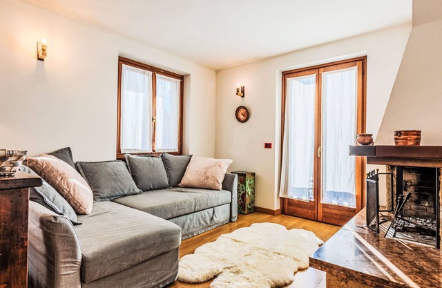 Lovely apartment for 6 people with TV, balcony and parking