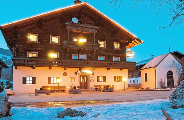 Lovely apartment for 4 guests with WIFI, TV, balcony, panoramic view and parking