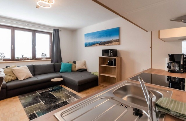 Lovely apartment for 4 guests with WIFI, TV, balcony, panoramic view and parking