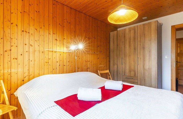 Lovely apartment for 4 guests with WIFI, TV, balcony, panoramic view and parking