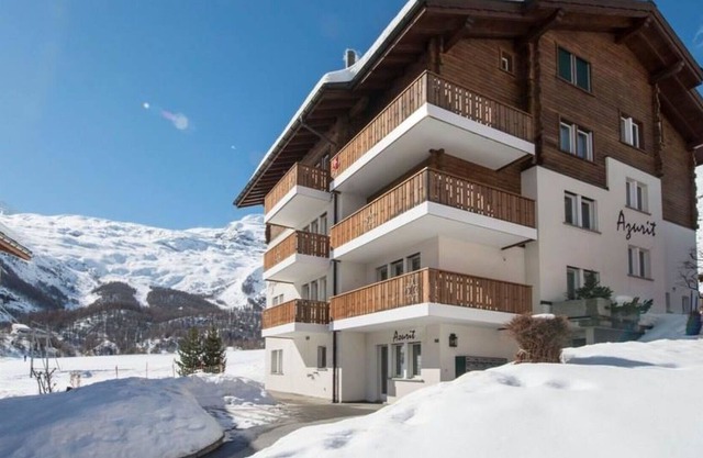 Lovely apartment for 6 guests with WIFI, TV and balcony